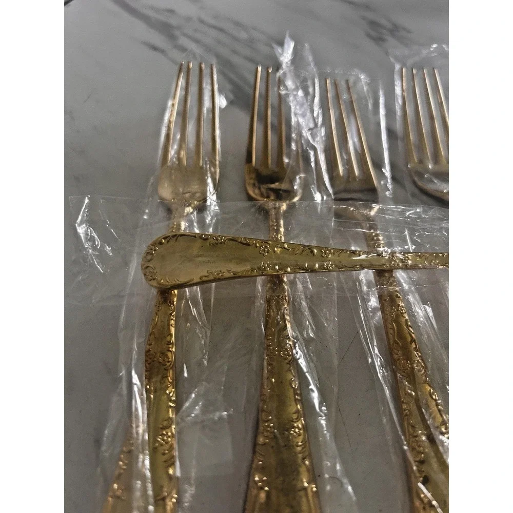 WM Rogers & Son Gold Plated Dinner Forks Lot of 6 Enchanted Rose 8
